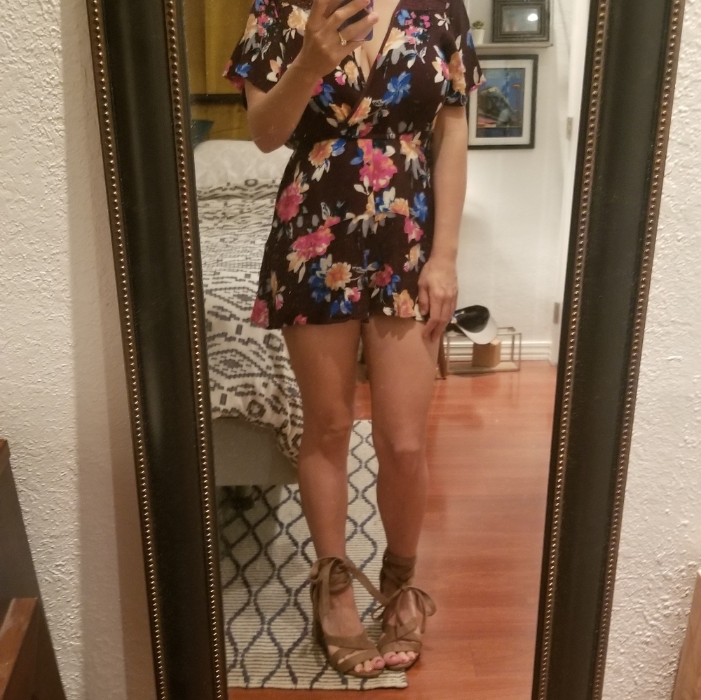 Romper - Picture 5 of 5